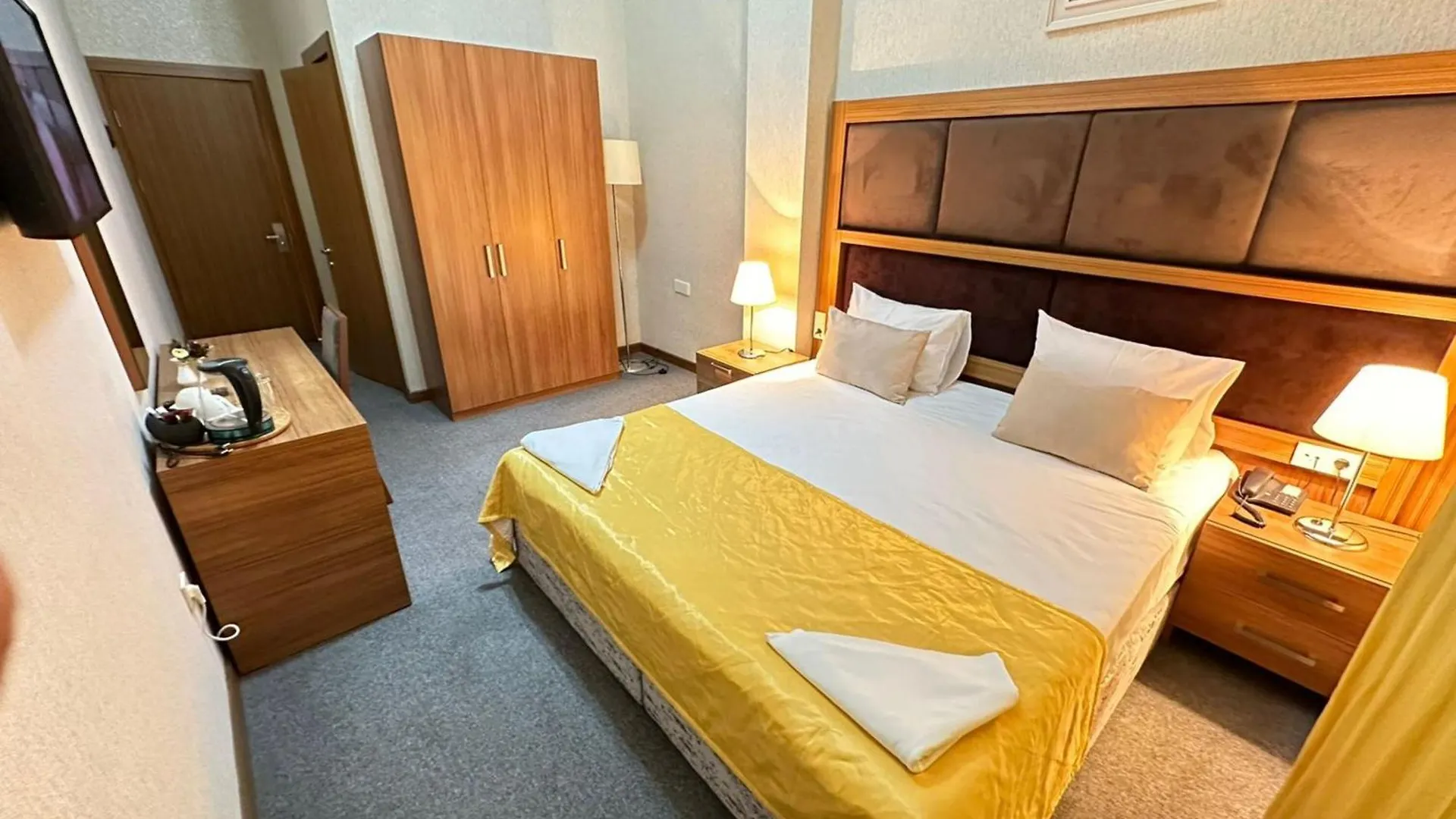 Turkiye Hotel - Free Massage Baku